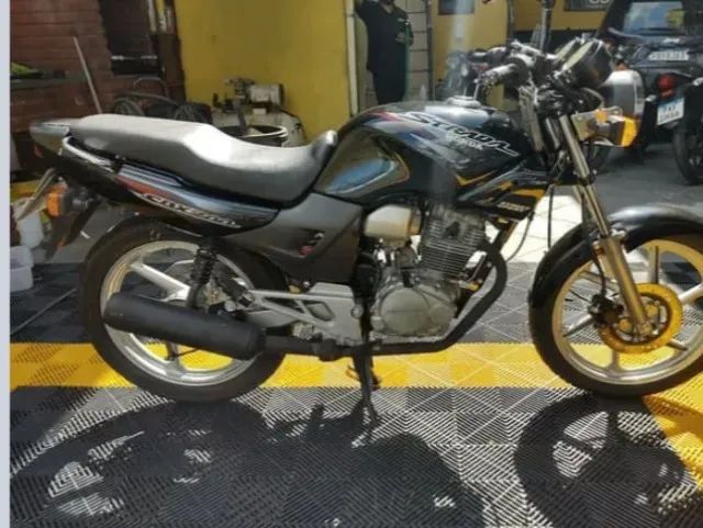 LOTE 028- HONDA CBX 200 STRADA ANO 1999/1999 JB18959 Motos em