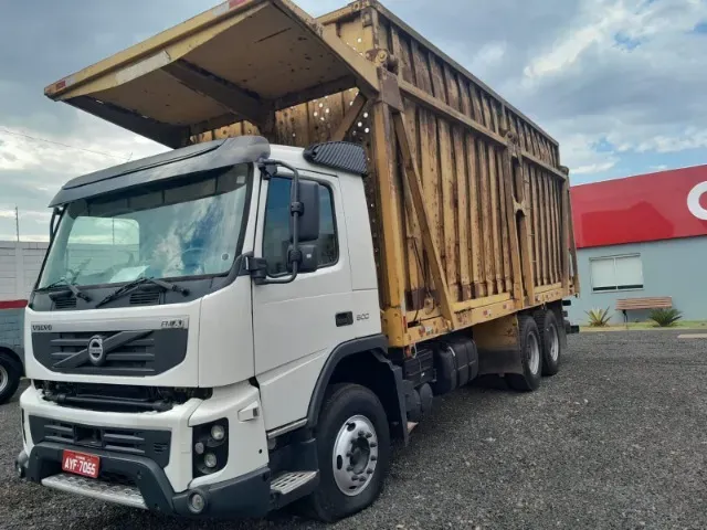 Volvo FMX 500 R 6X4 carroceria cana picada - Caminhões - Zona