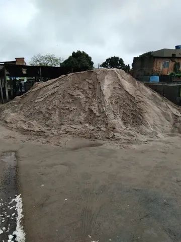 Caçamba de areia e brita e Blocos de concreto - Foto 2