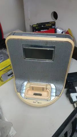 Carregador para Ipod, com base e fonte, original, antiguidade, envio qq local. E outros.
