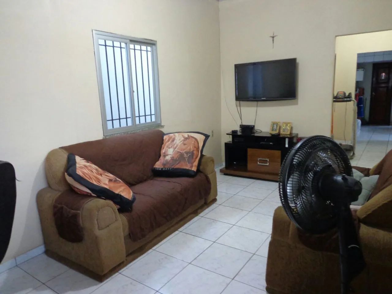 //Casa no São Geraldo com quintal e garagem 