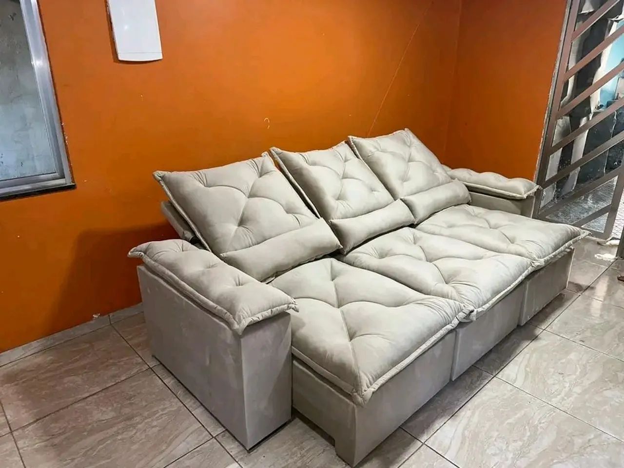 Sofá retrátil reclinável r$ 2,90 m - Foto 2