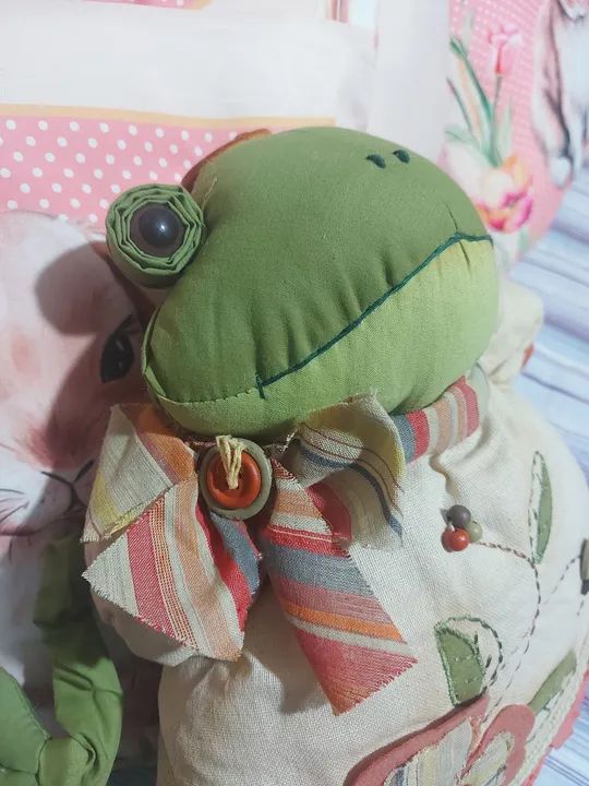 Almofada de sapo de tecido Nova - Foto 2