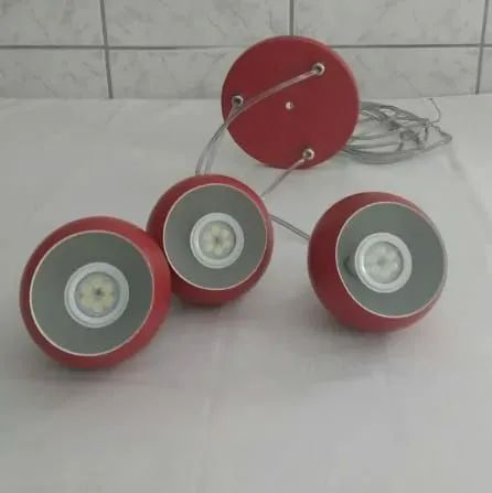 Lustre vermelho com 3 pendentes para sala de jantar - Foto 3