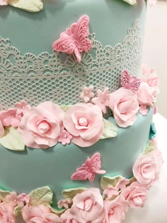 VALOR IMPERDÍVEL,  CONFIRA!!! Bolo Cenográfico de Biscuit  - Tema Jardim - Foto 3
