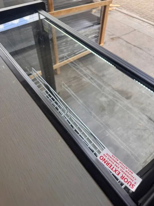 Balcão refrigerado para tortas e sobremesas - tamanho 0,80 cm - polar refrigeração  - Foto 4