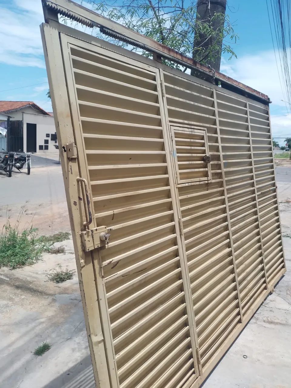 Portão semi novo  - Foto 3