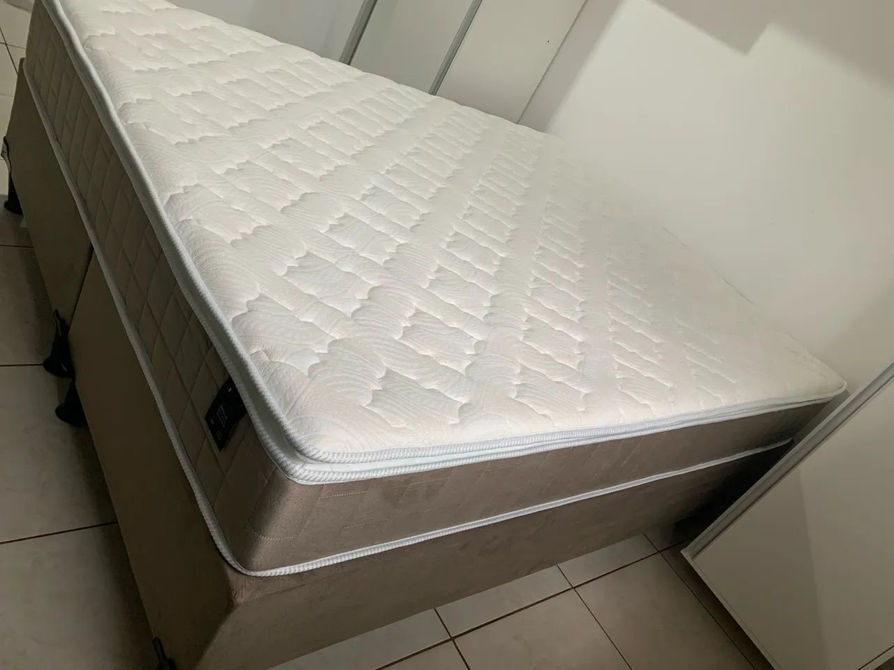CONJUNTO BOX D45 TAMANHO QUEEN NOVO 