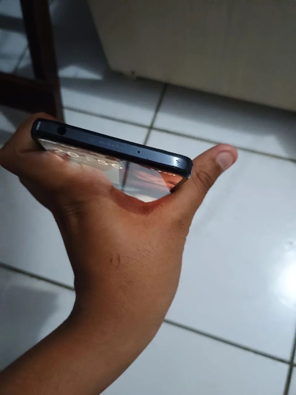 Vendo esse celular em perfeito estado, armazenamento limpo  - Foto 2