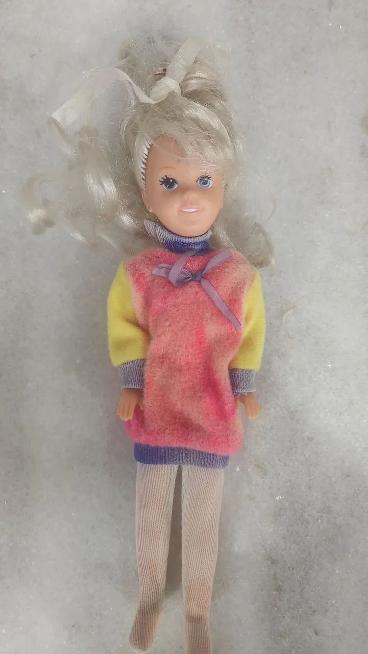 Boneca generica antiga