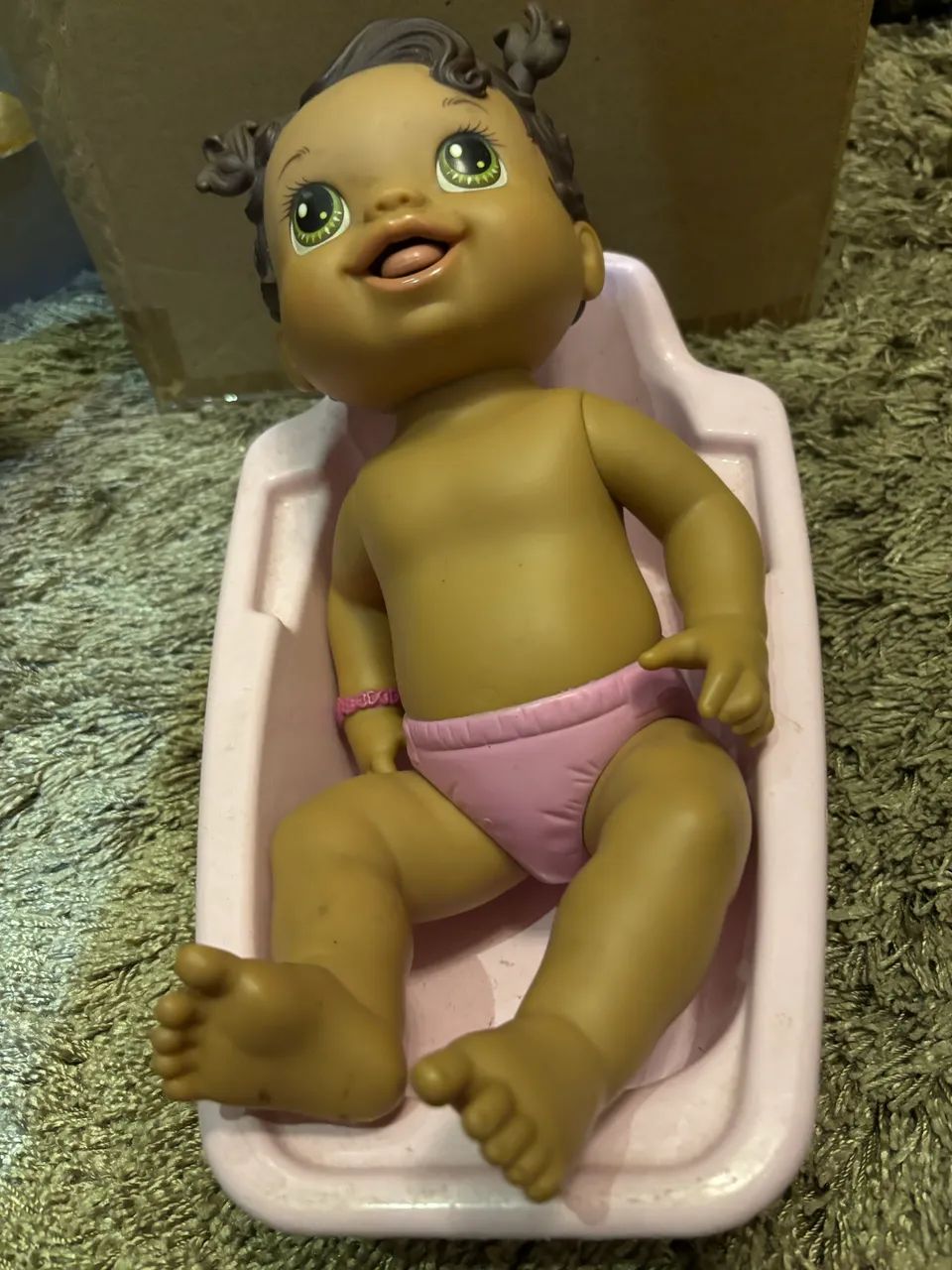 Baby Alive na banheira 