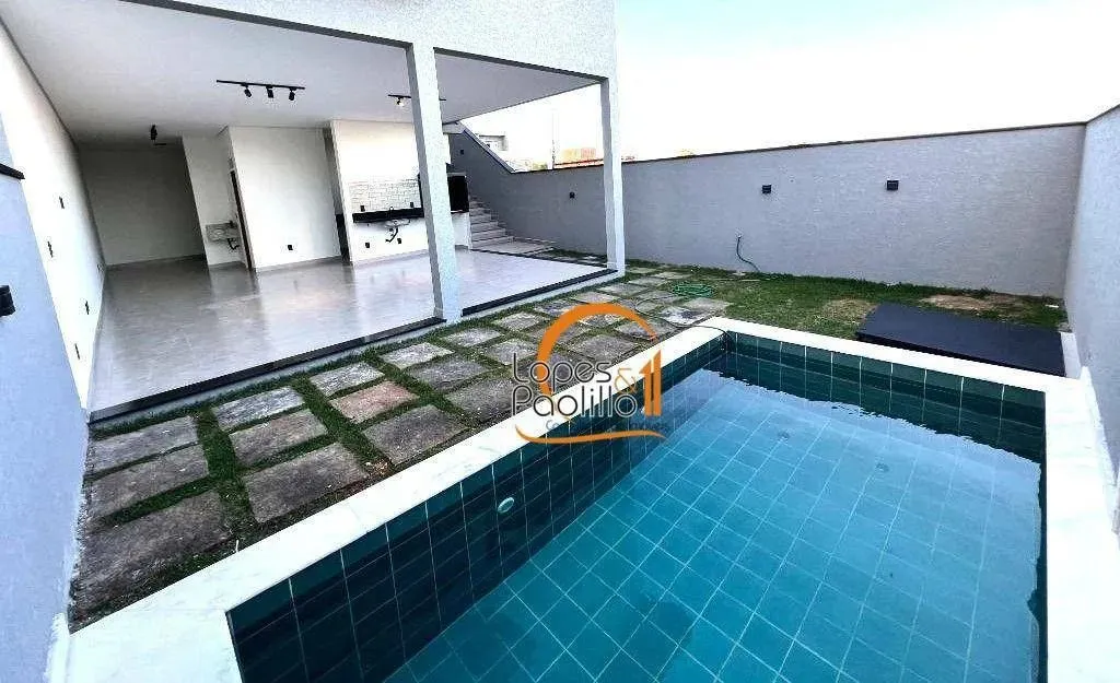 Linda casa a venda localizada em Bom Jesus dos Perdões!!!
