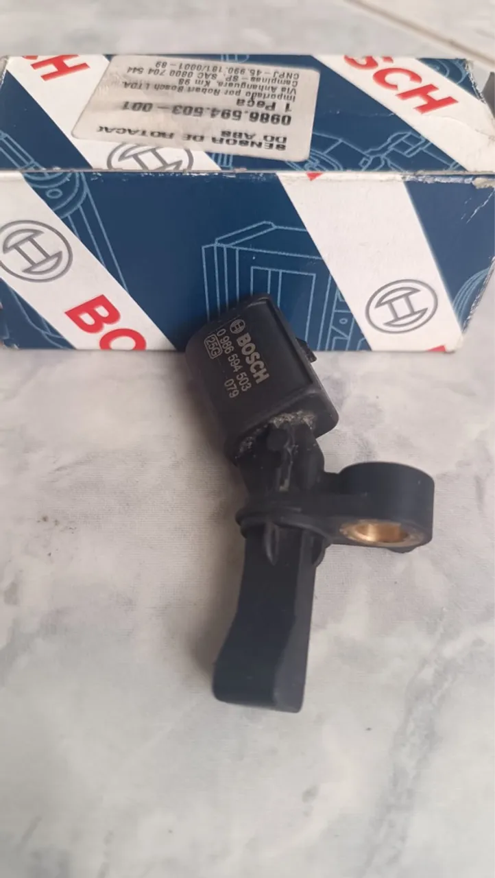 Sensor de ABS lado direito traseiro