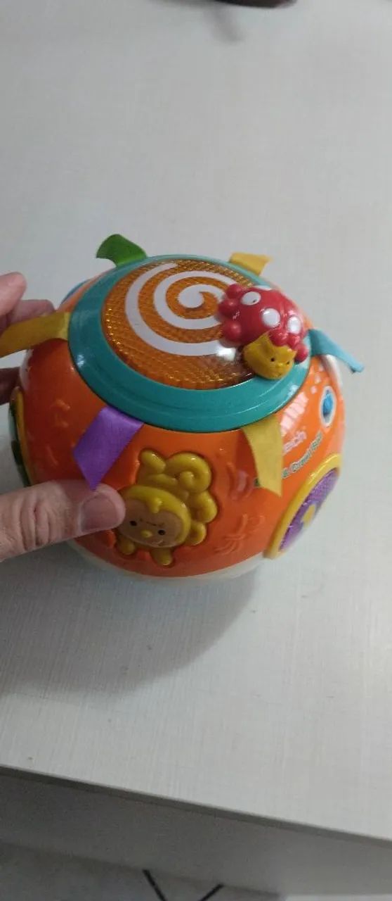 Bola Vtech Move & Crawl interativa  - Foto 2