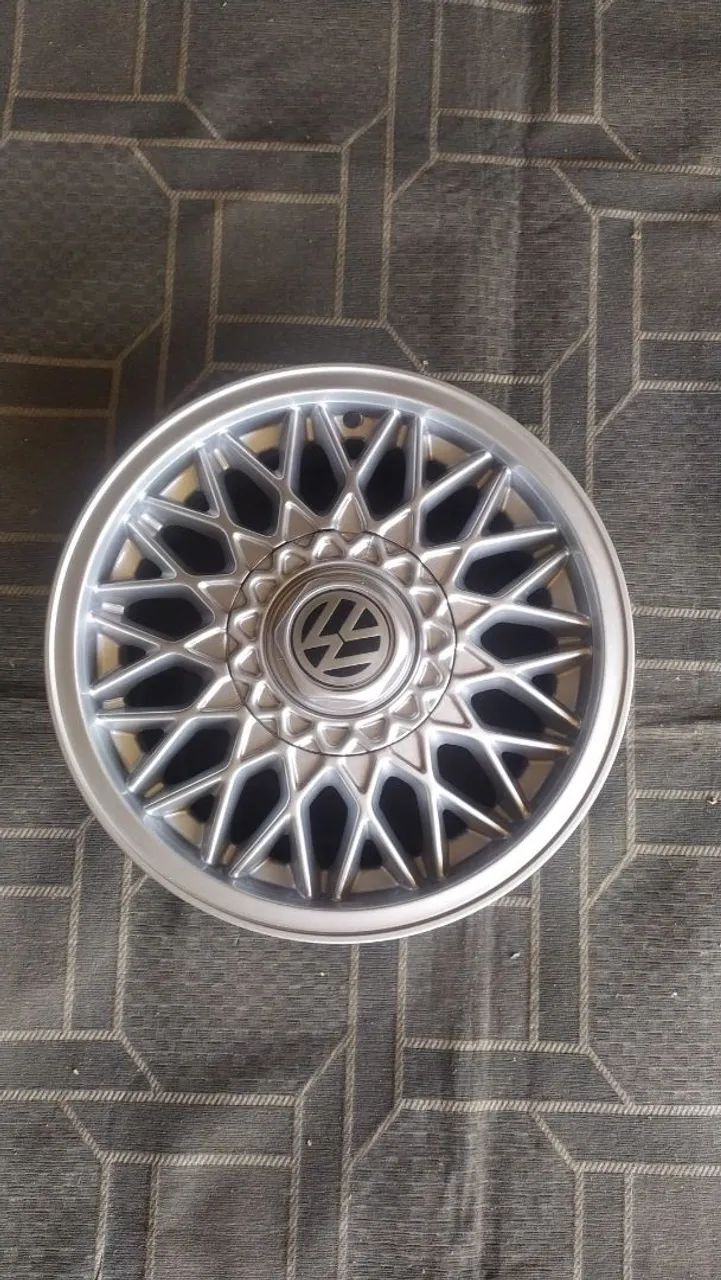 Obs e uma roda só modelo BBS aro 14 ok - Foto 5