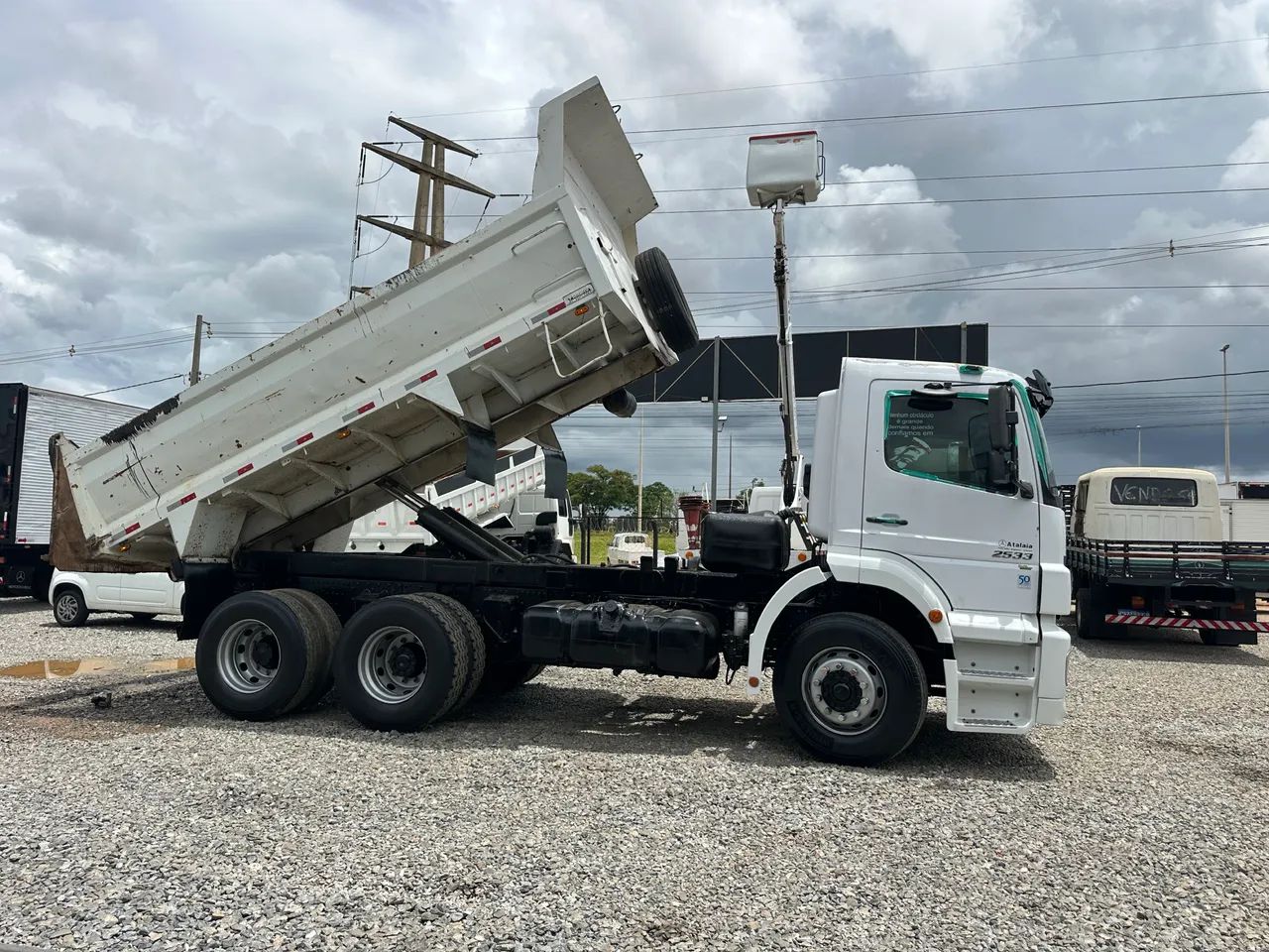 Mercedes Benz 2533 ano:2006 Caçamba pronto pra trabalhar  - Foto 2