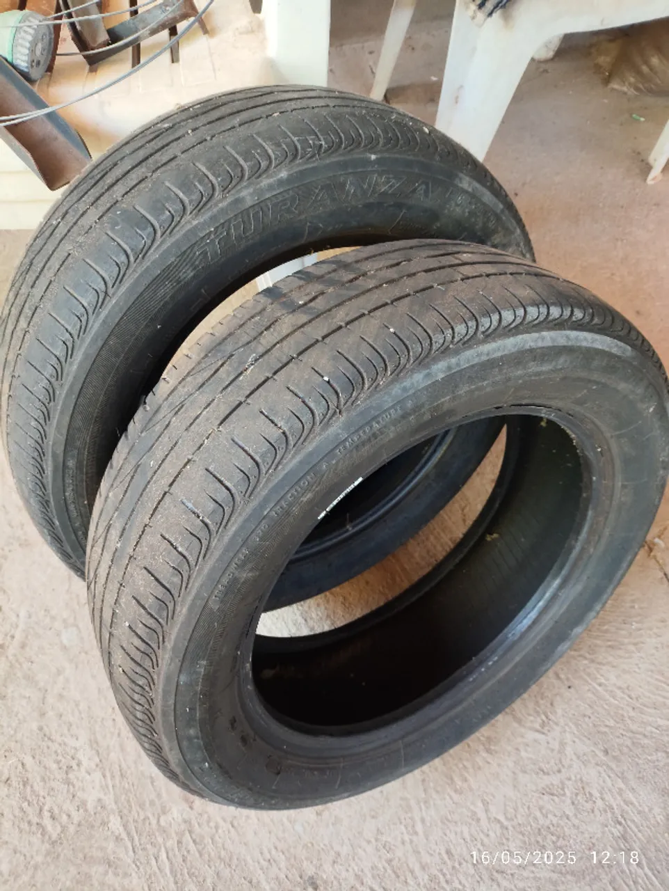 Pneu 185 60 15 Bridgestone