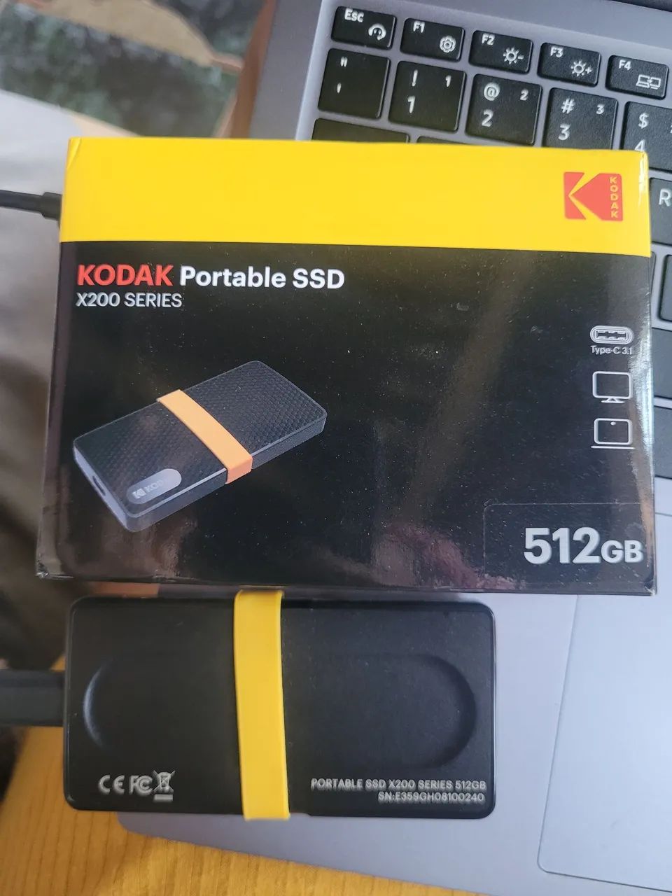 SSD Kodak 512GB portable duas entradas TipoC 3.1 e USB