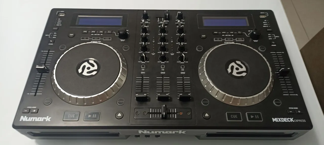 numark mixdeck