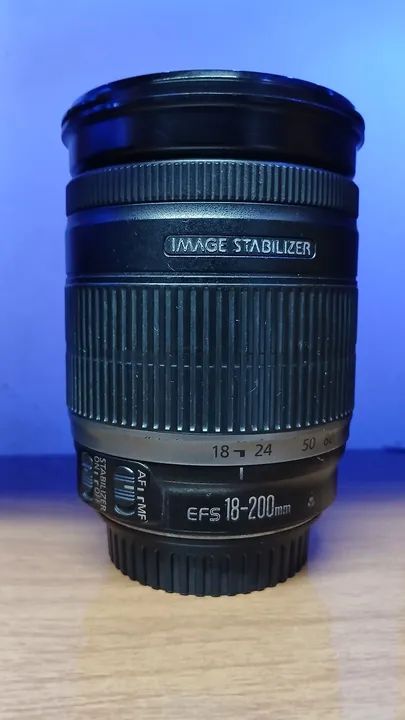 Lente Canon EFS 18-200mm Image Stabilizer