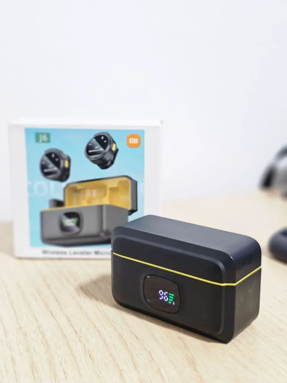 Microfone Lapela sem fio J6 Xiaomi - Entrada Lightning - Aberto apenas para teste - Foto 5