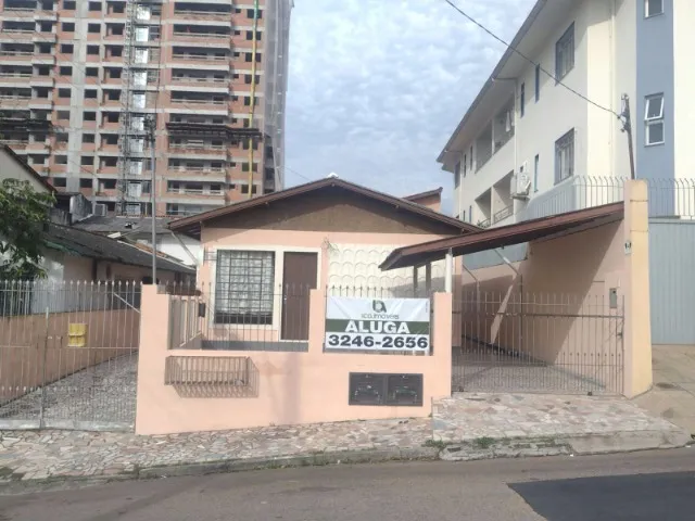CASA EM BARREIROS / IDEAL PARA KITNETS