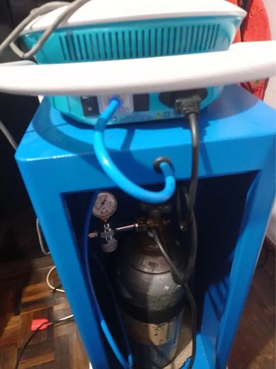 Aparelho de estética Ares para tratamentos faciais e corporais - Foto 2