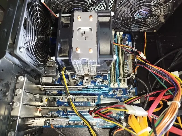 Kit LGA1155 - B75 / i5-3550 / 32 GB