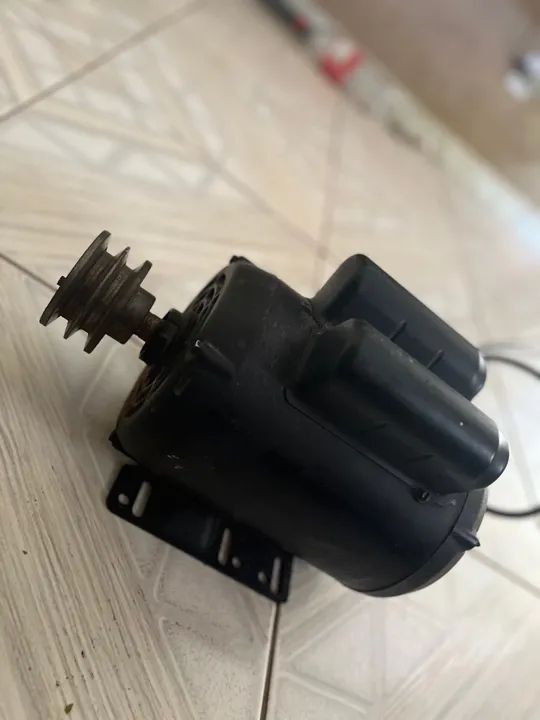 Motor Elétrico 2cv WEG - Foto 2