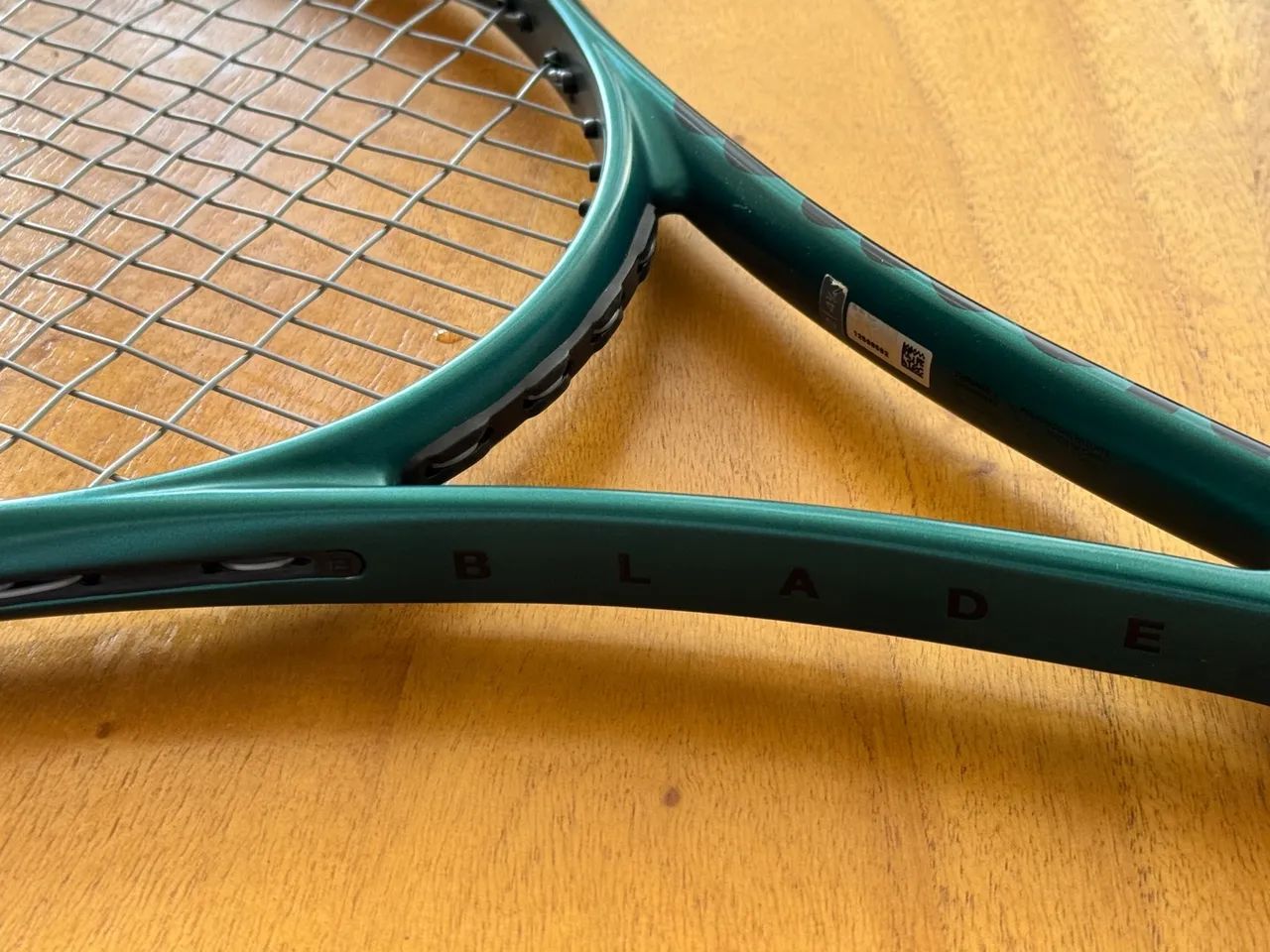 Raquete de Tênis Wilson Blade V9 100L L2 285g - Foto 2