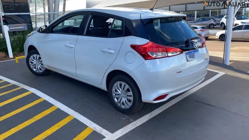 YARIS YARIS XL 1.5 Flex 16V 5p Aut. - Foto 4