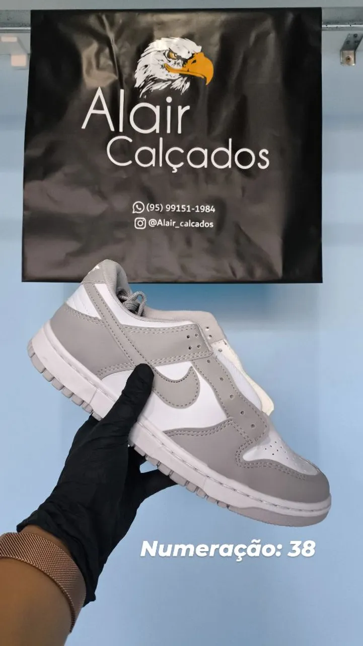 Nike Dunk Low Cinza e Branco - Numeração 38