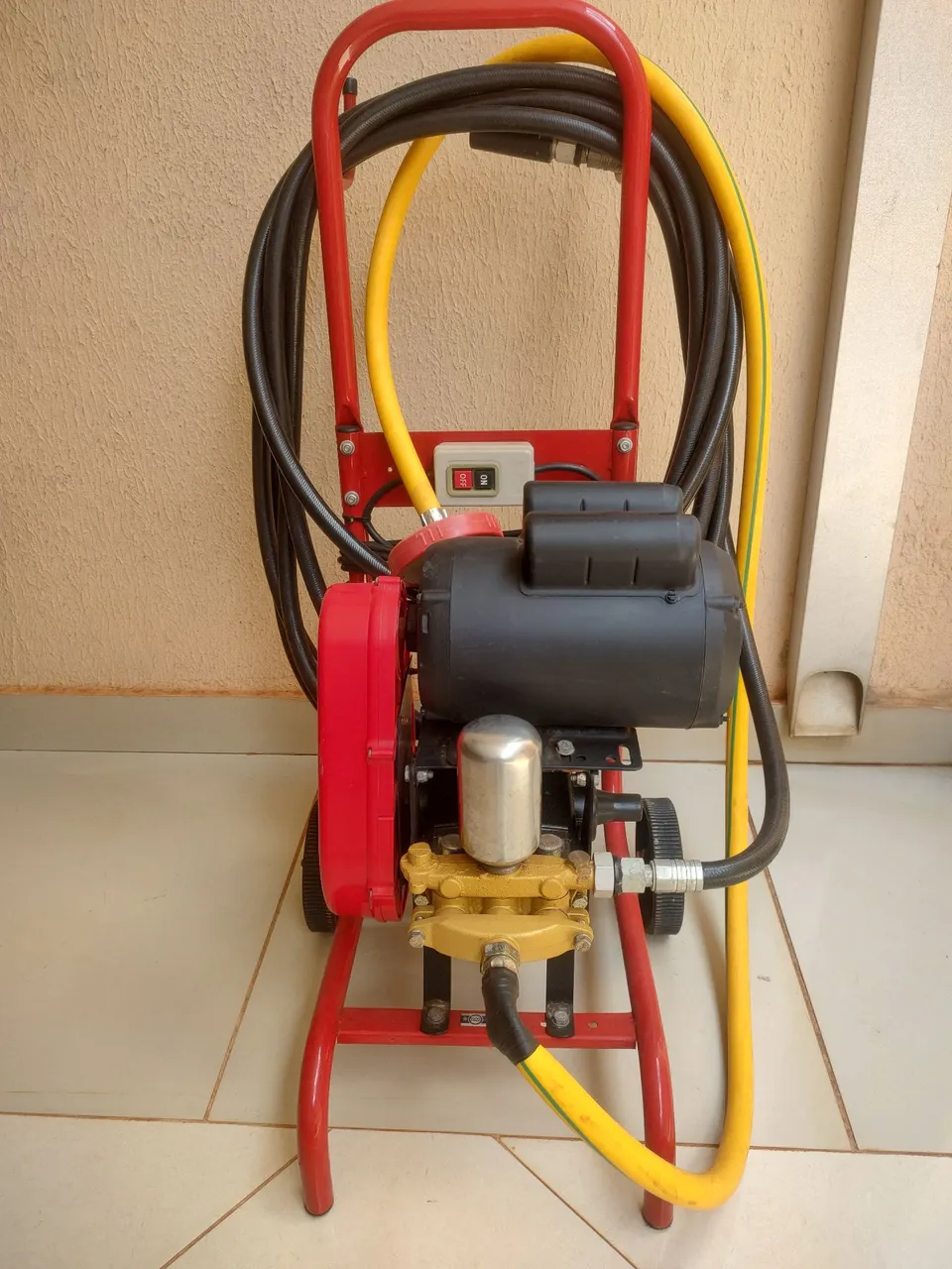 Lavadora de Alta Pressão Profissional - Excelente