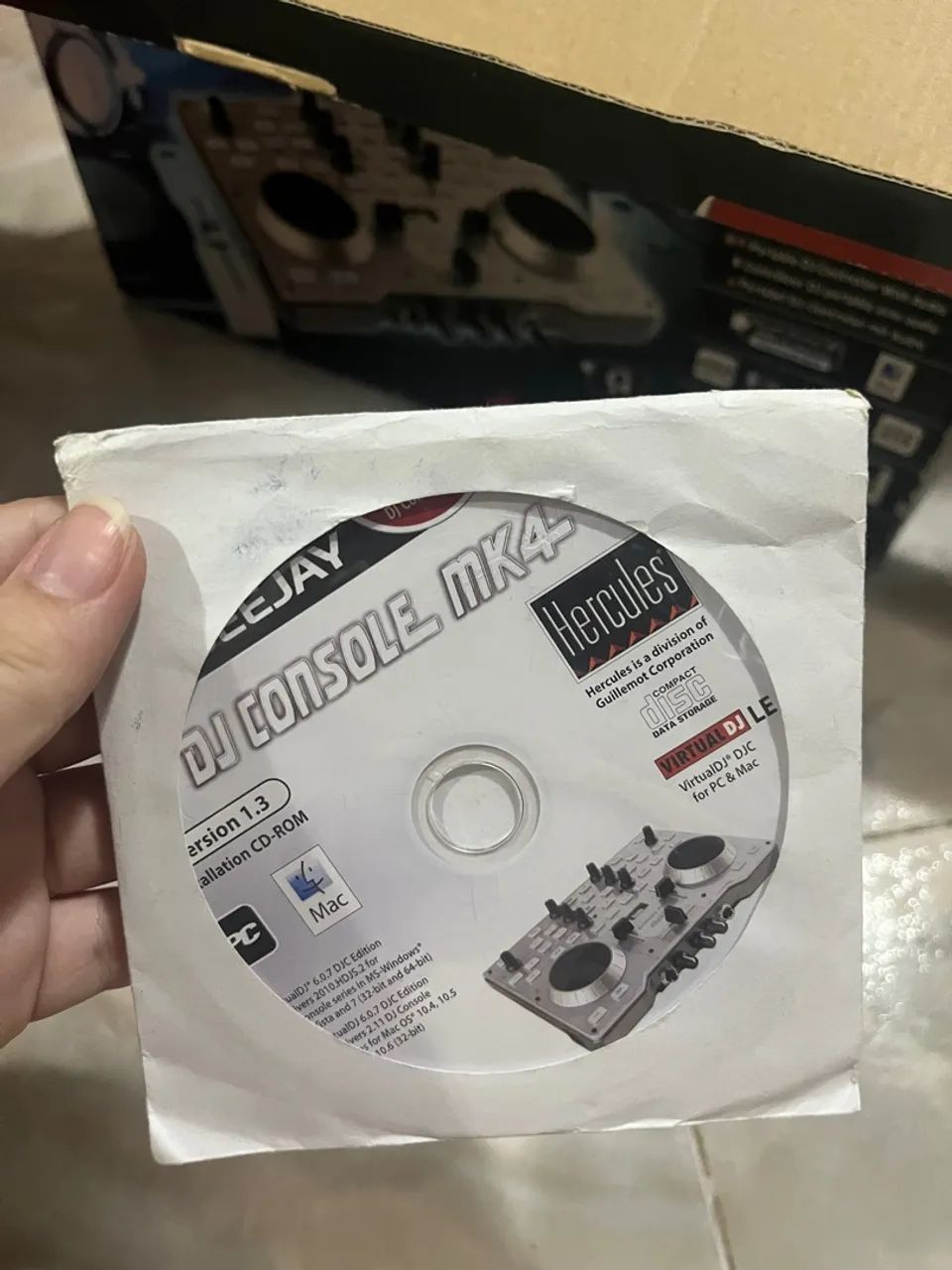 Controladora DJ Hercules MK4 - Foto 4