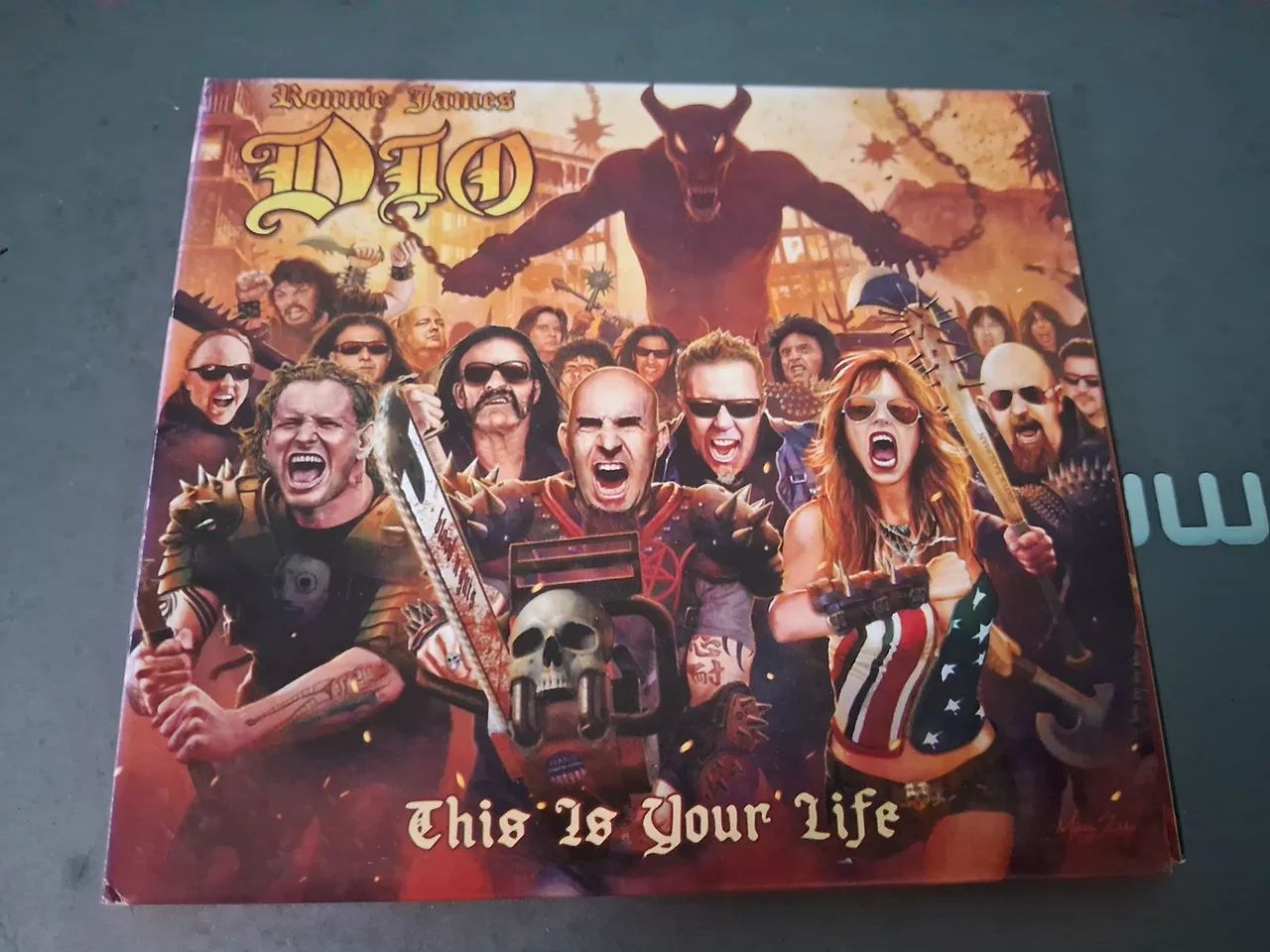 Cd em digipack Ronnie James Dio this is your life