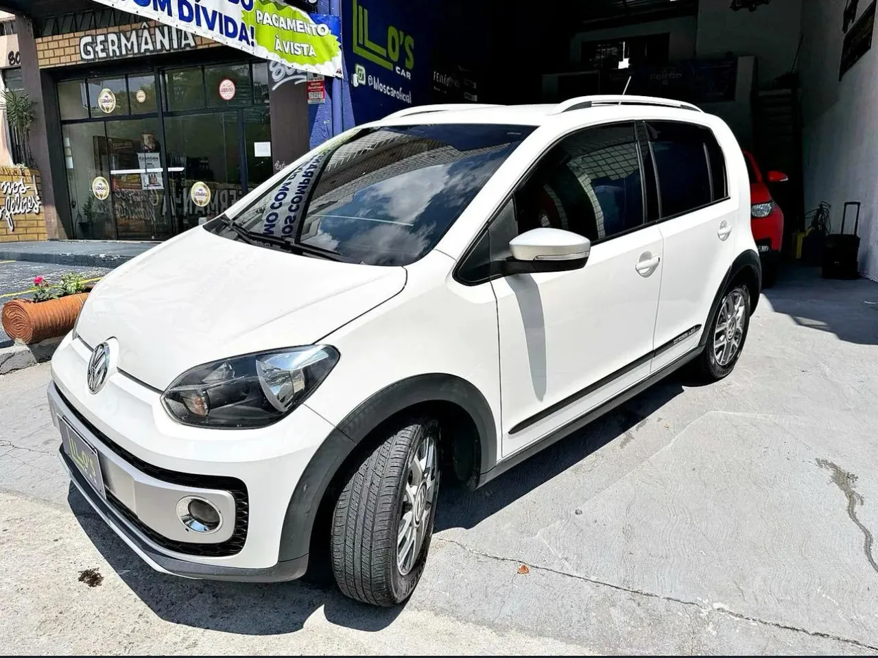 Vendo ou Troco UP Cross TSI