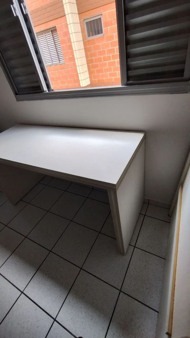 Mesa de Estudos / Escritório em MDF - Reforçada e Espaçosa64728351538819122