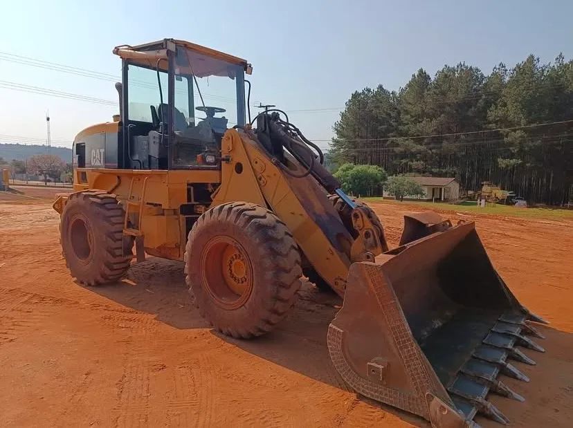 Carregadeira CAT 924G 