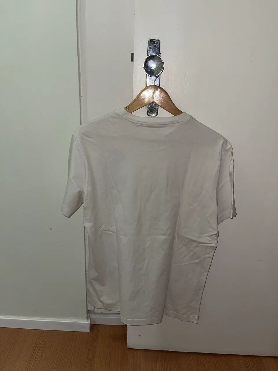 Camiseta Calvin Klein Branca - Foto 2