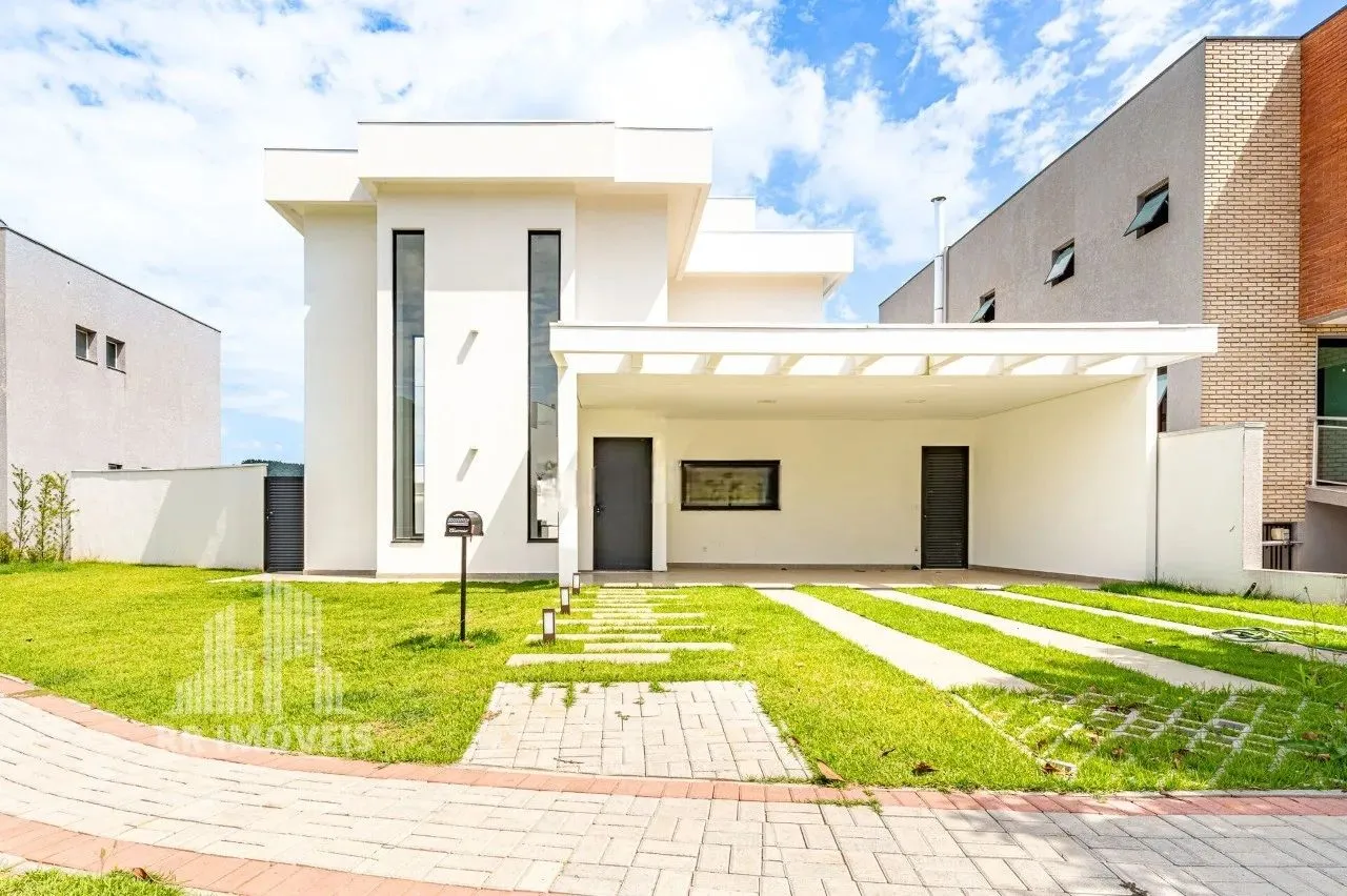 RR8197 Casa 220m² CONDOMÍNIO RESIDENCIAL ITAHYÊ - OPORTUNIDADE - 3 Suítes 4 Vagas - Santan