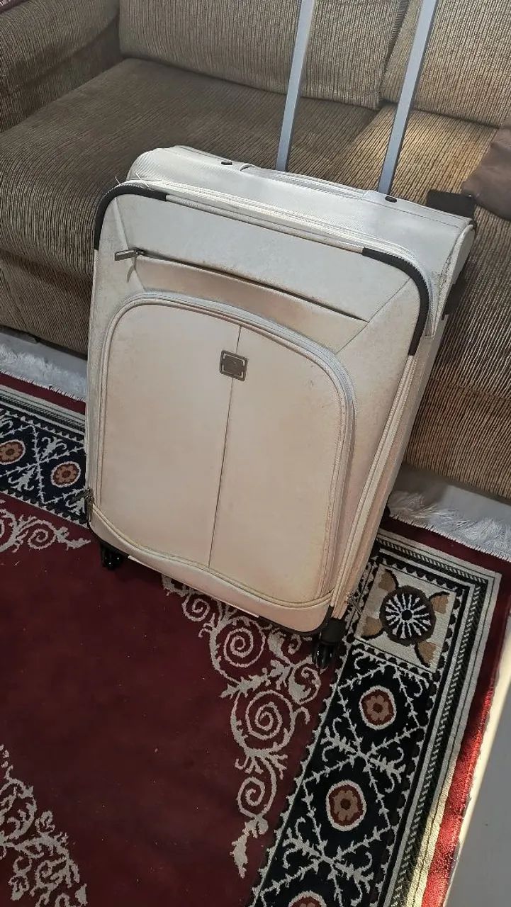 Vendo mala de viagem tamanho G 