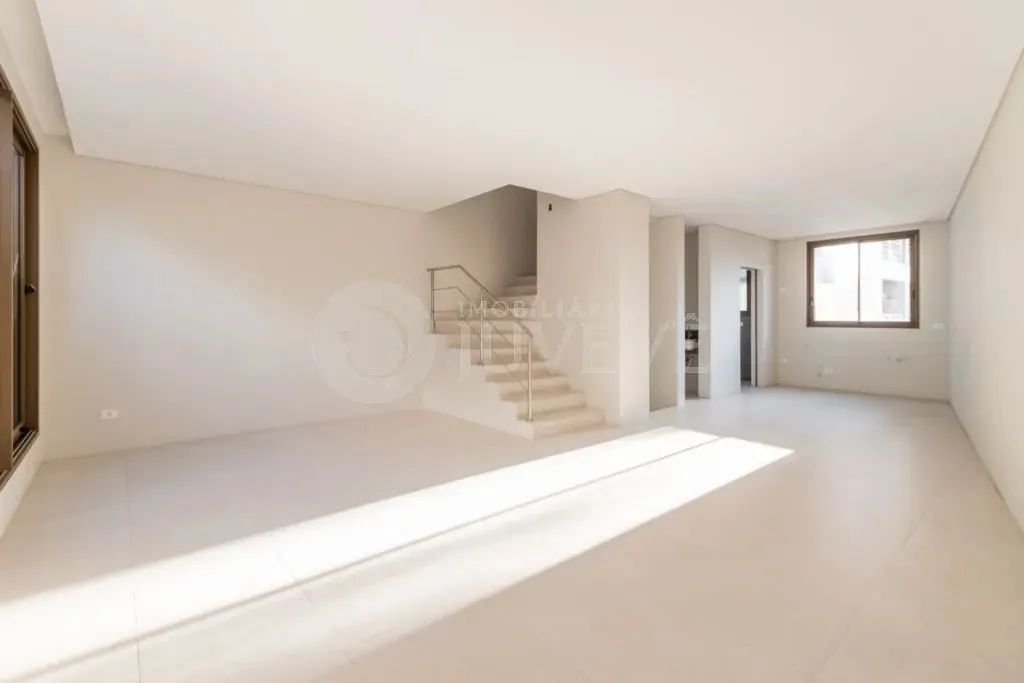 IMOBILIARIA JUVEVE VENDE RESIDÊNCIA CONDOMINIO FECHADO VISTA ALEGRE RUA MIGUEL TSCHANNER,  - Foto 3