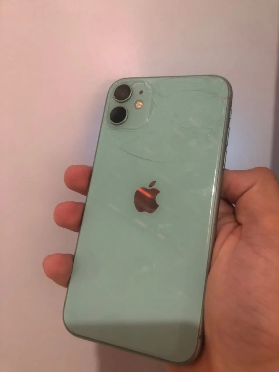 iPhone 11 verde 64 gigas. - Foto 3