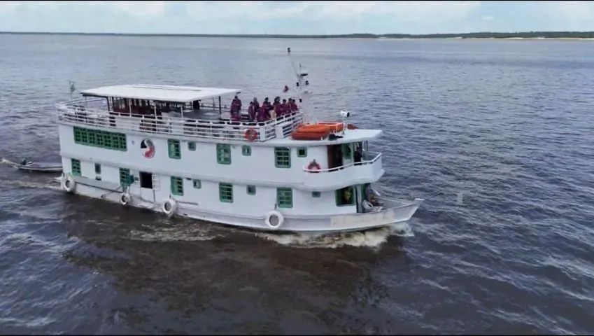 Barco hotel de Luxo  23 x 6    1.000.000,00