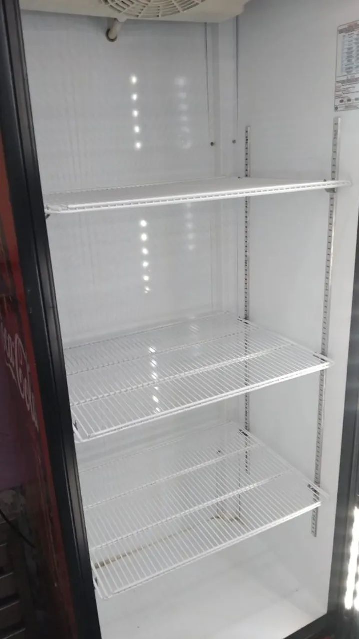 Geladeira expositora 220v 10x sem juros  - Foto 2