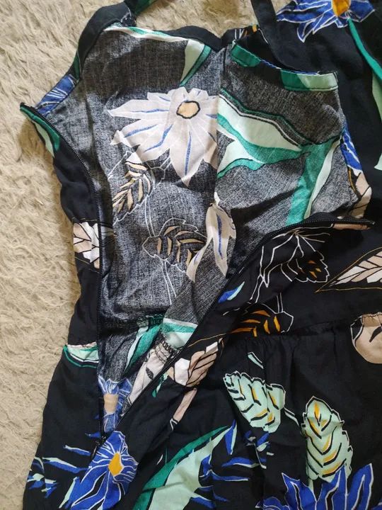 Vestido de alça longo estampado. - Foto 3