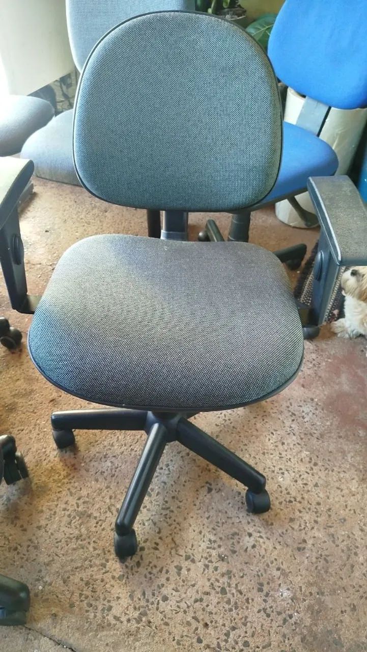 Cadeira para escritório azul - Foto 5