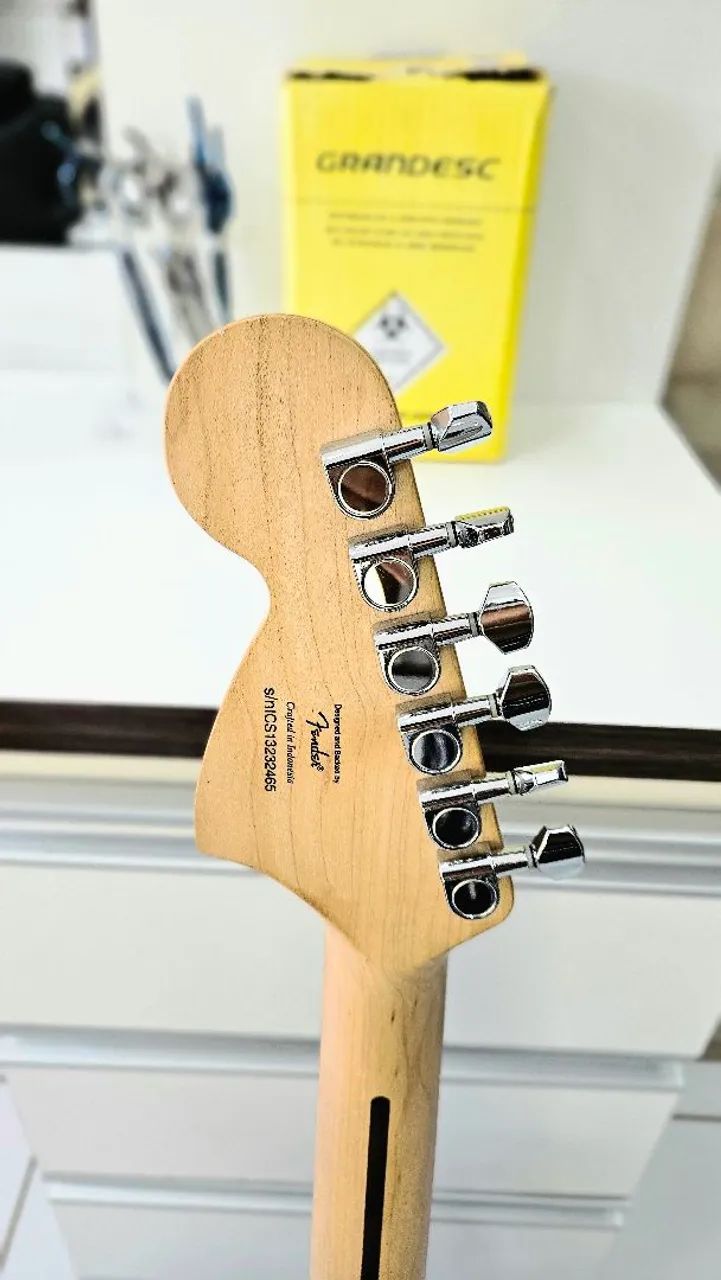 Fender Squier Affinity Hss Made in Indonesia: - Foto 4