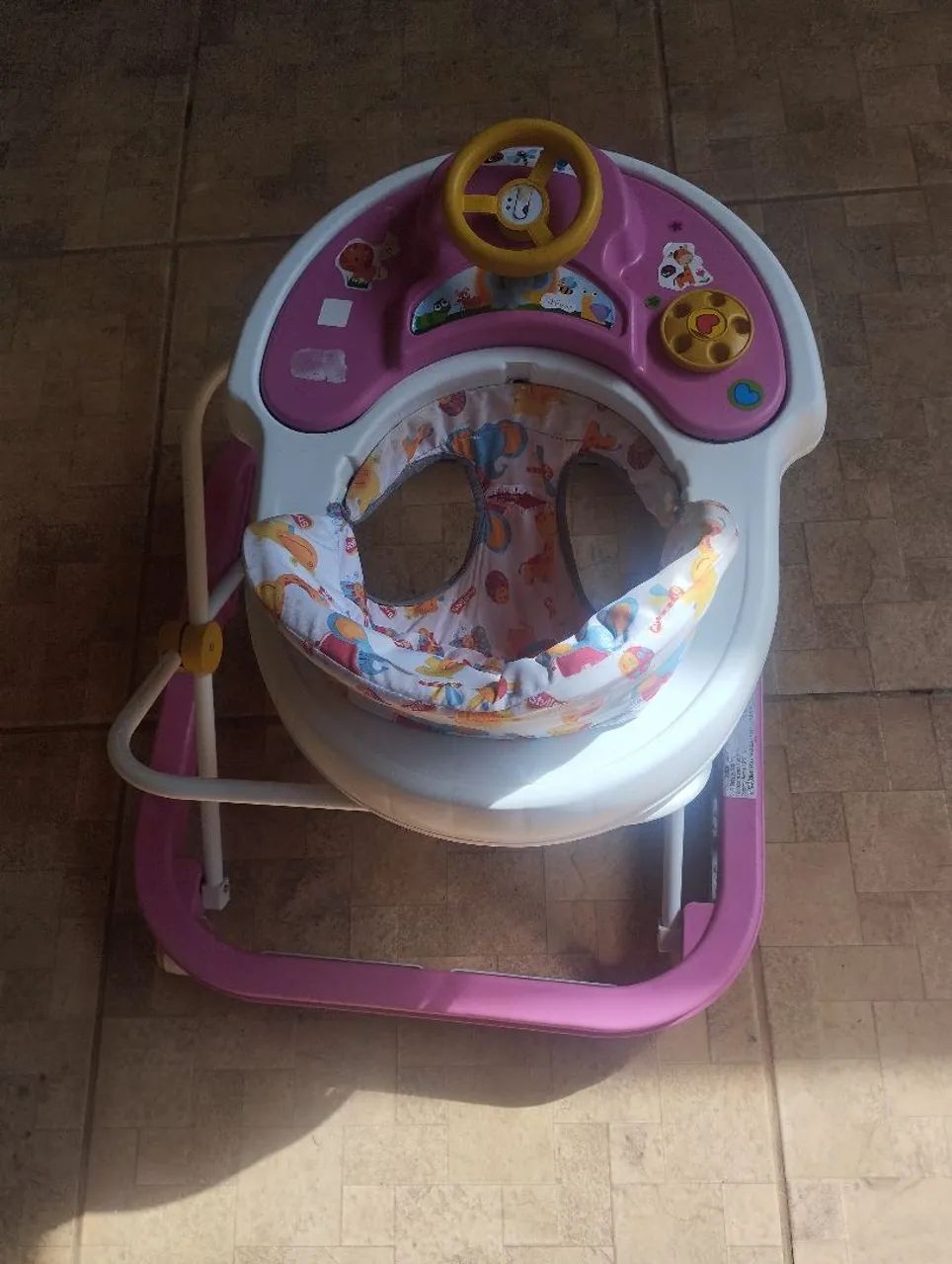 andador com rodinhas para bebê 