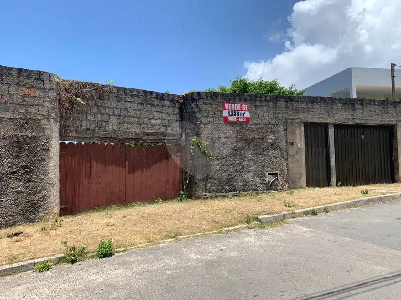 Terreno à venda em Pituaçu - BA